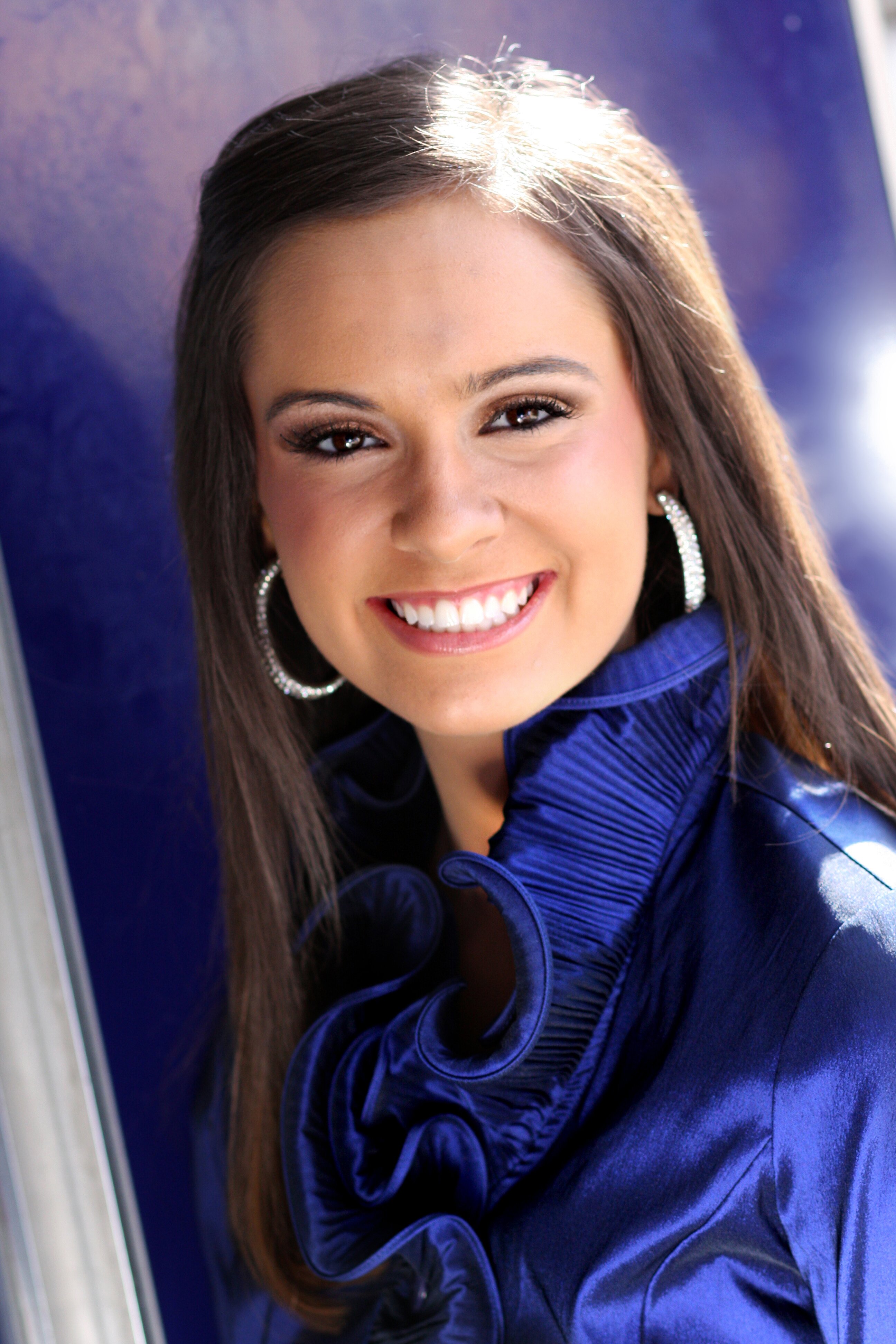 laurenbohlheadshot.jpg
